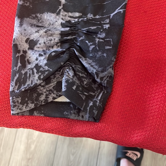 Calvin Klein performance pants - Picture 7 of 8